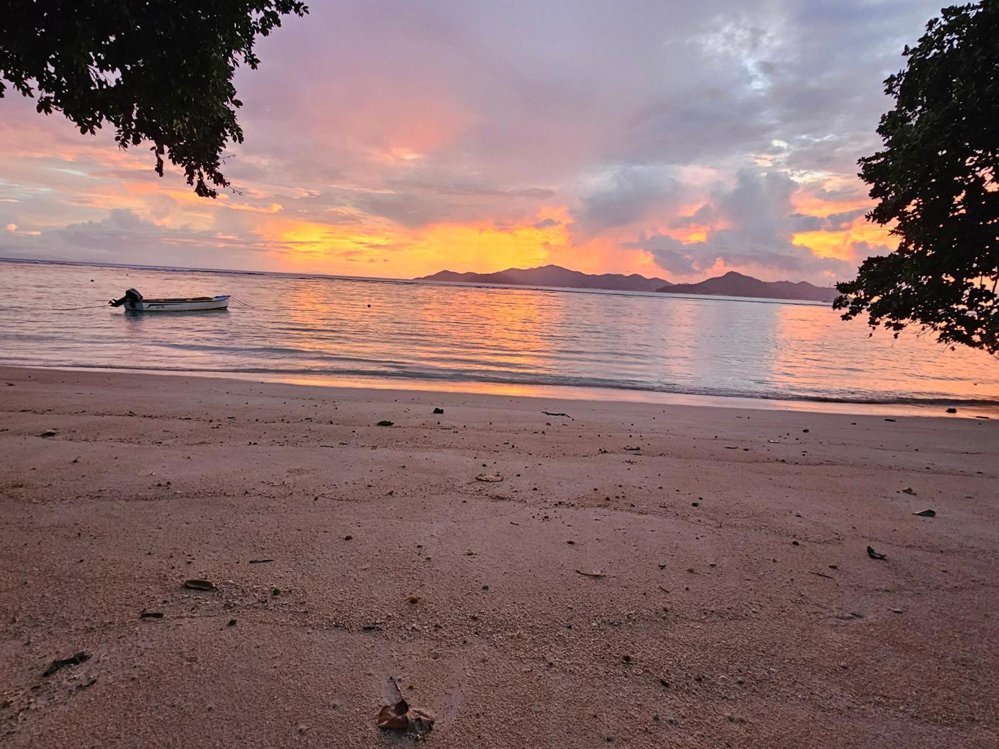 La Digue Luxury Beach & Spa المظهر الخارجي الصورة